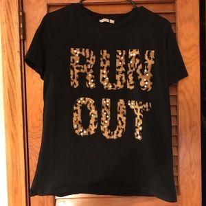 💋Black shirt with animal print fur & pearls (choose 4 💋 items for $20)